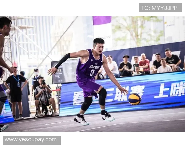 恭喜@众天麒麟篮球俱乐部:勇夺超三联赛成都赛区首站冠军,展现强大实力! 恭喜@众天麒麟篮球俱乐部:勇夺超三联赛成都赛区首站冠军,展现强大实力!